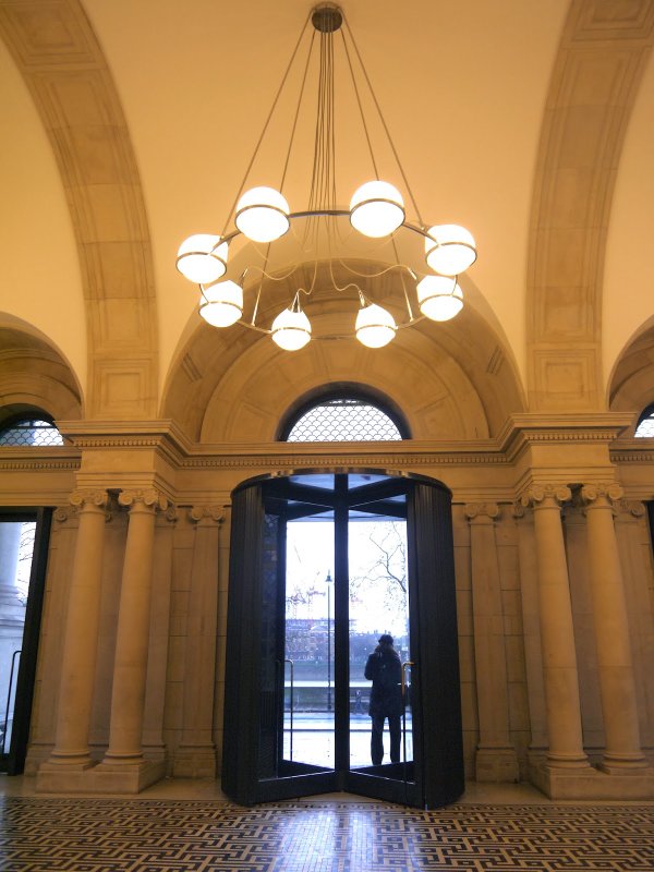 new tate britain entrance