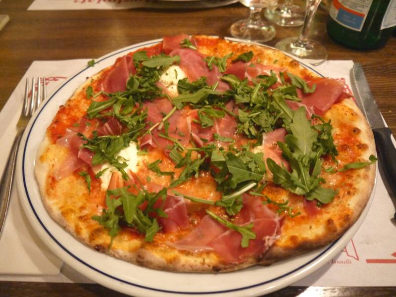 zofingen switzerland pizzeria kirchplatz la lupa