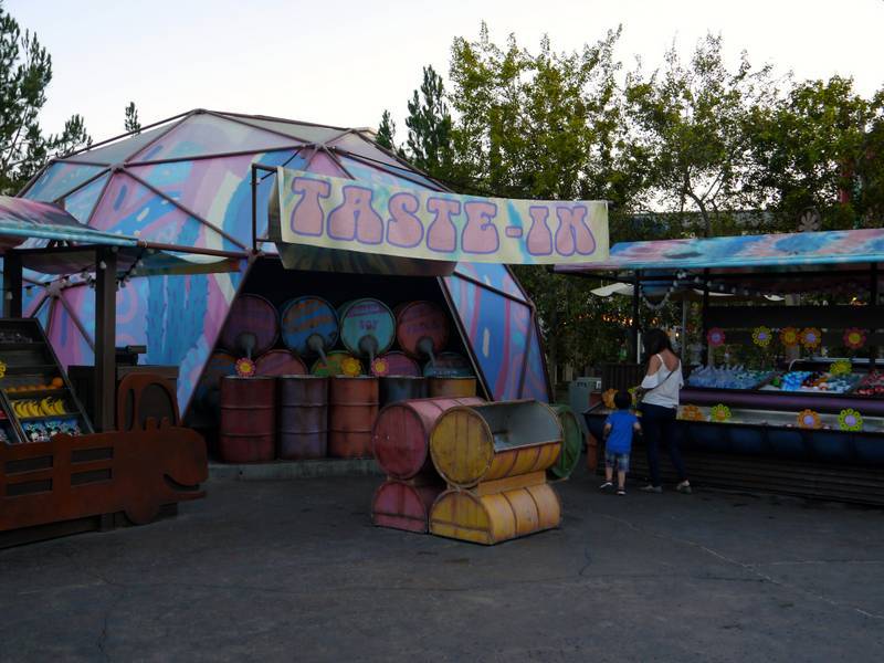 Disneyland California Adventures cars land